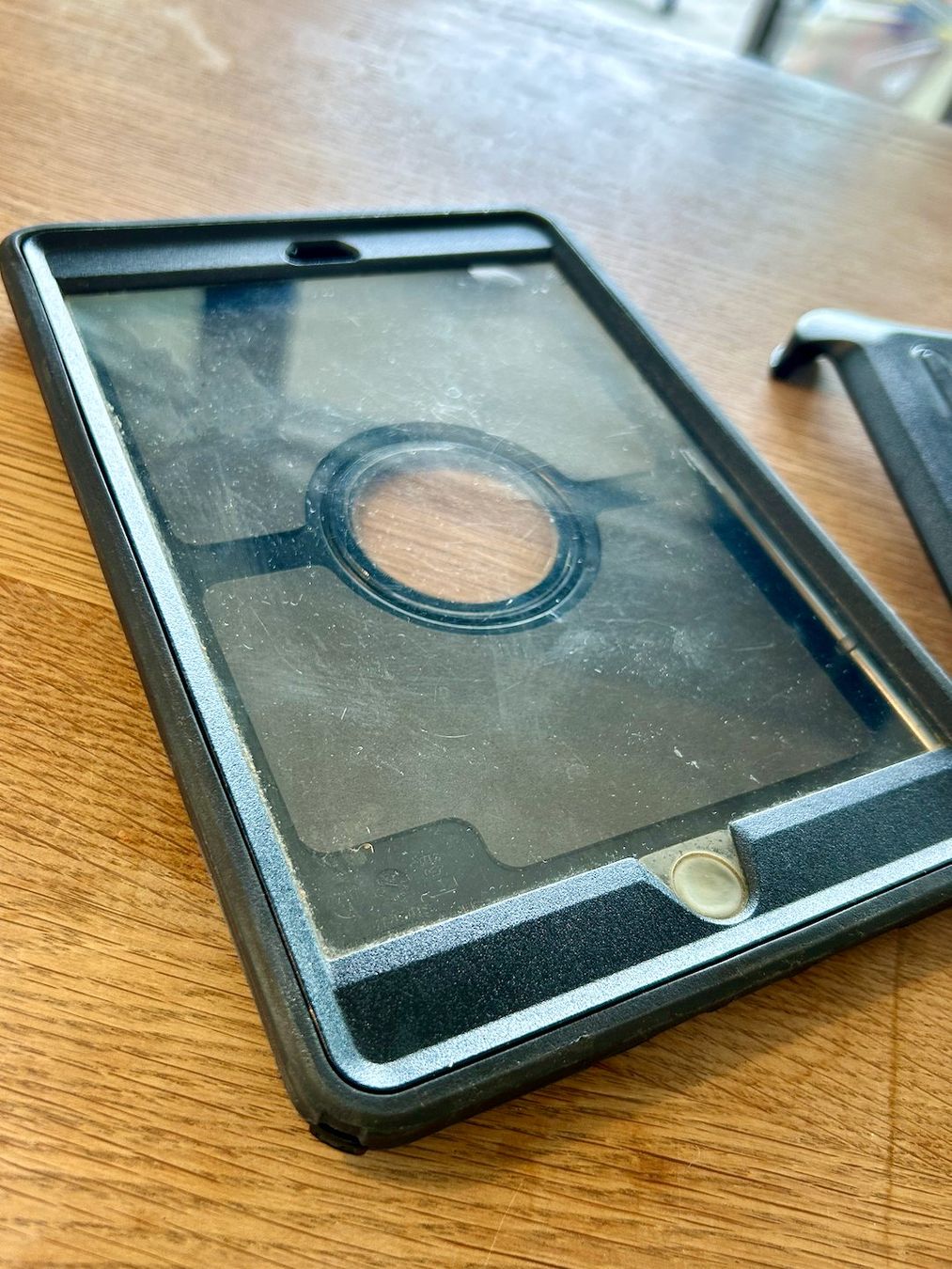Wandhalterungen: OtterBox iPad mini Hülle + Brodit Halterung – Gebraucht aus St.Gallen von little_roadtrip 3