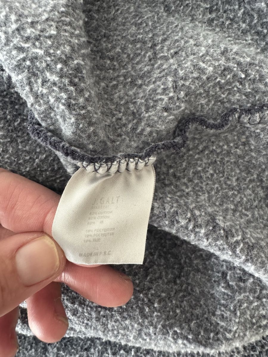 Brandy Melville Pullover & Sweatshirts: Pull-over Brandy Melville gris col à boutons état correct – Gebraucht aus Genève von lejardindesvetements 4