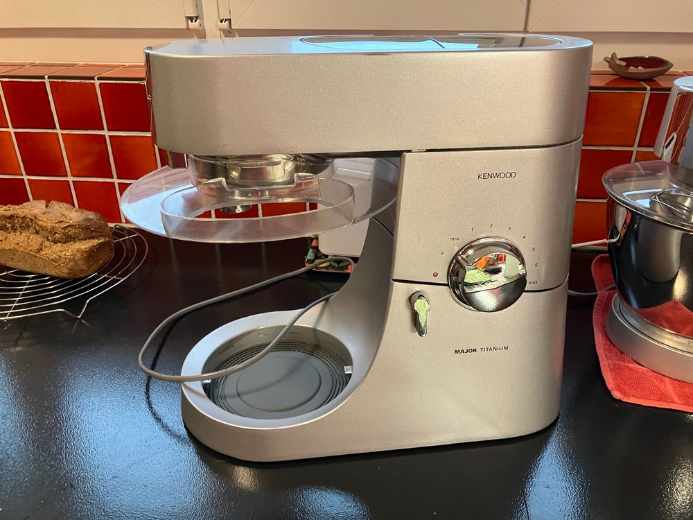 Kenwood Major Titanium (Defekt) in Turbenthal für CHF 20 – nur Abholung ...