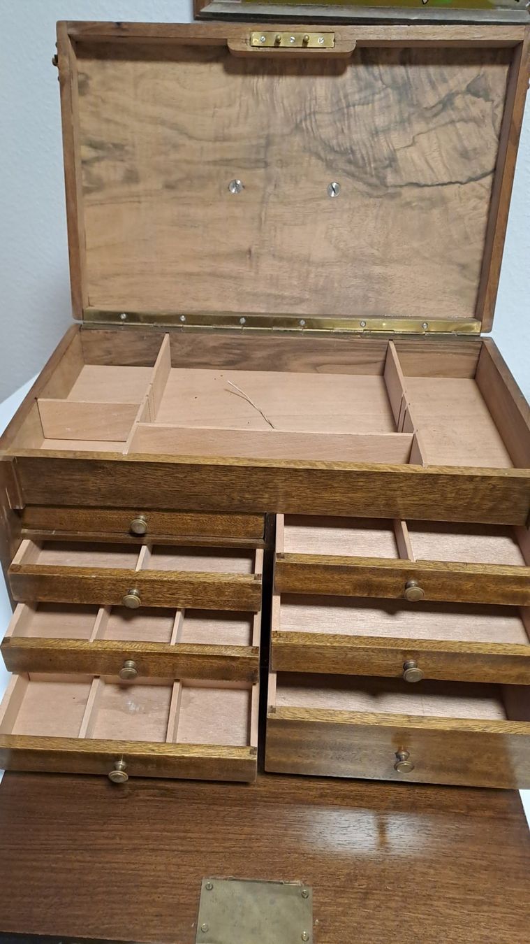Holzartikel: Antikes Sekretär-Kästchen – Gebraucht aus Basel von RitaFO102 1
