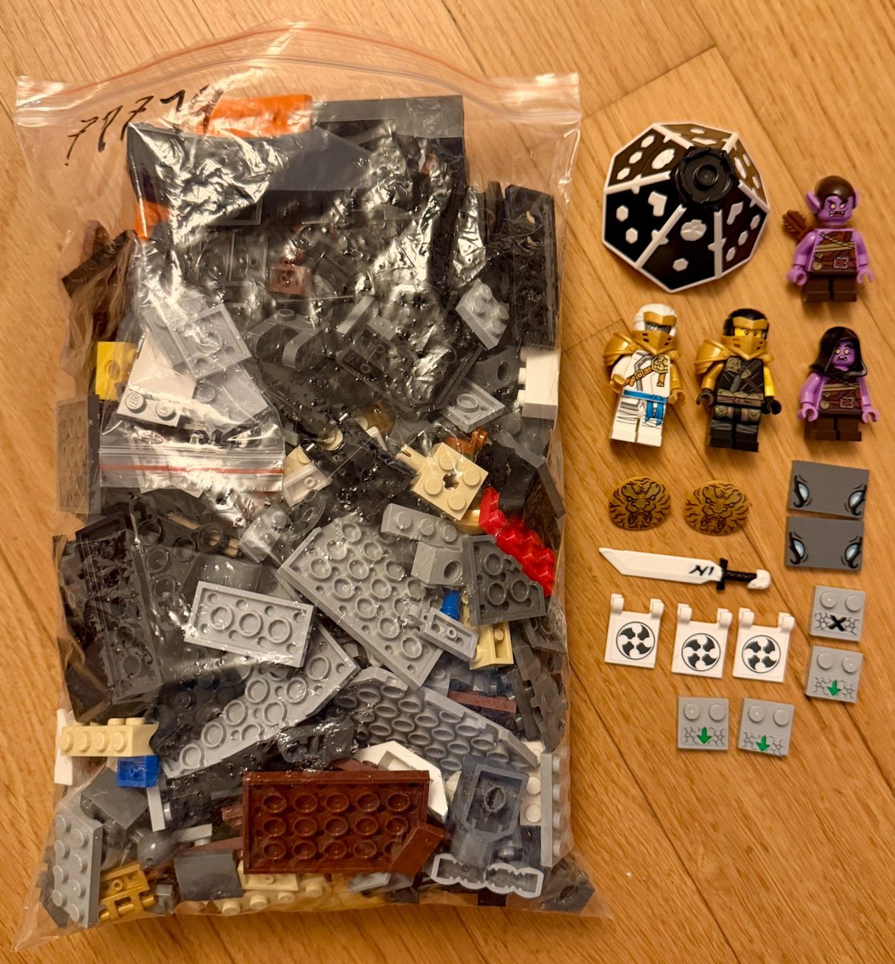Lego Kit di costruzioni: Lego Ninjago 71719 - Zane's Mino Creature – Usato da Höri venduto da PSMarinho 1