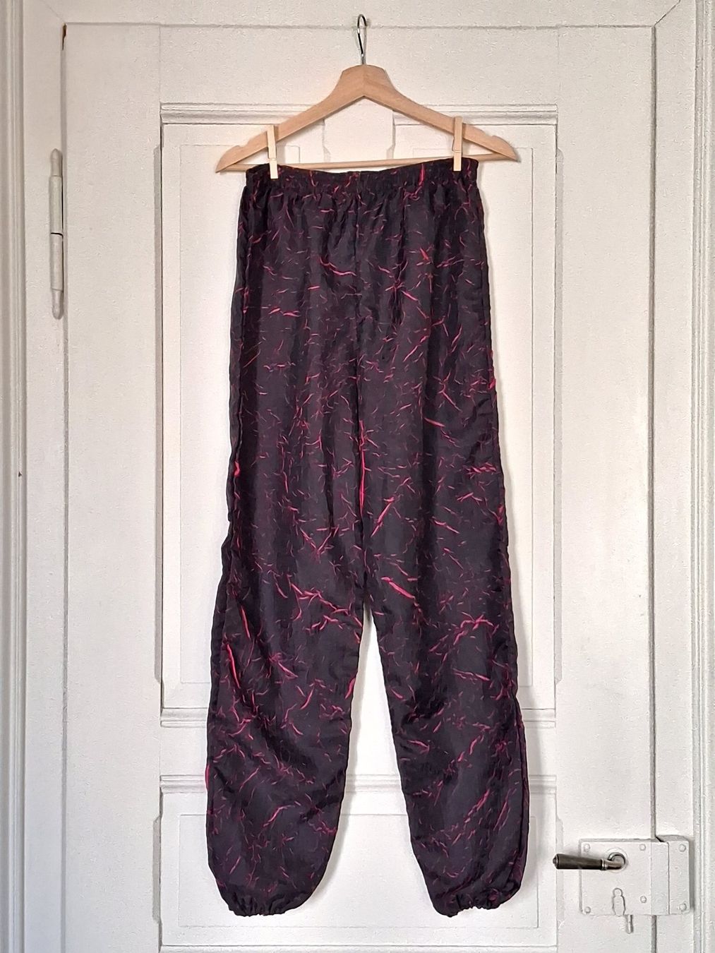 Pantaloni: Trainerhose Aubergine Pink Gr. S/M – Usato da Ried-Brig venduto da Zzyzx 3