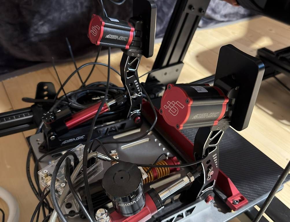 Moza Racing Controller: MOZA R16 Sim Rig mit OLED G9 & Simagic P2000 – Gebraucht aus Rossrüti von Kandalf 4