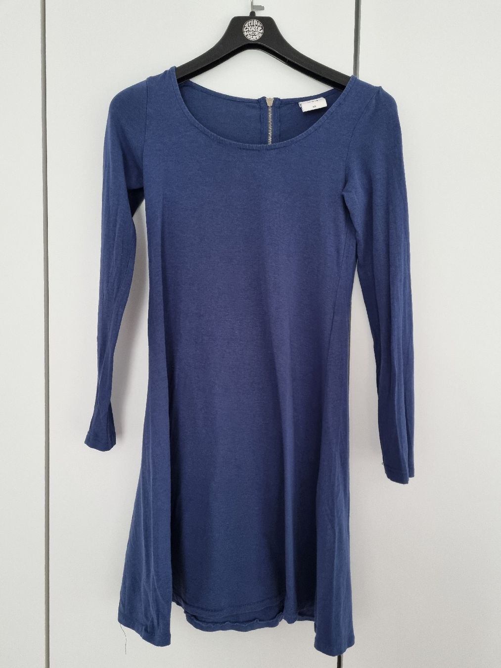 Kleiderpakete: Kleider Set Damen Umstandsmode verschiedene Modelle – Gebraucht aus Thun von Cavabuysell 3
