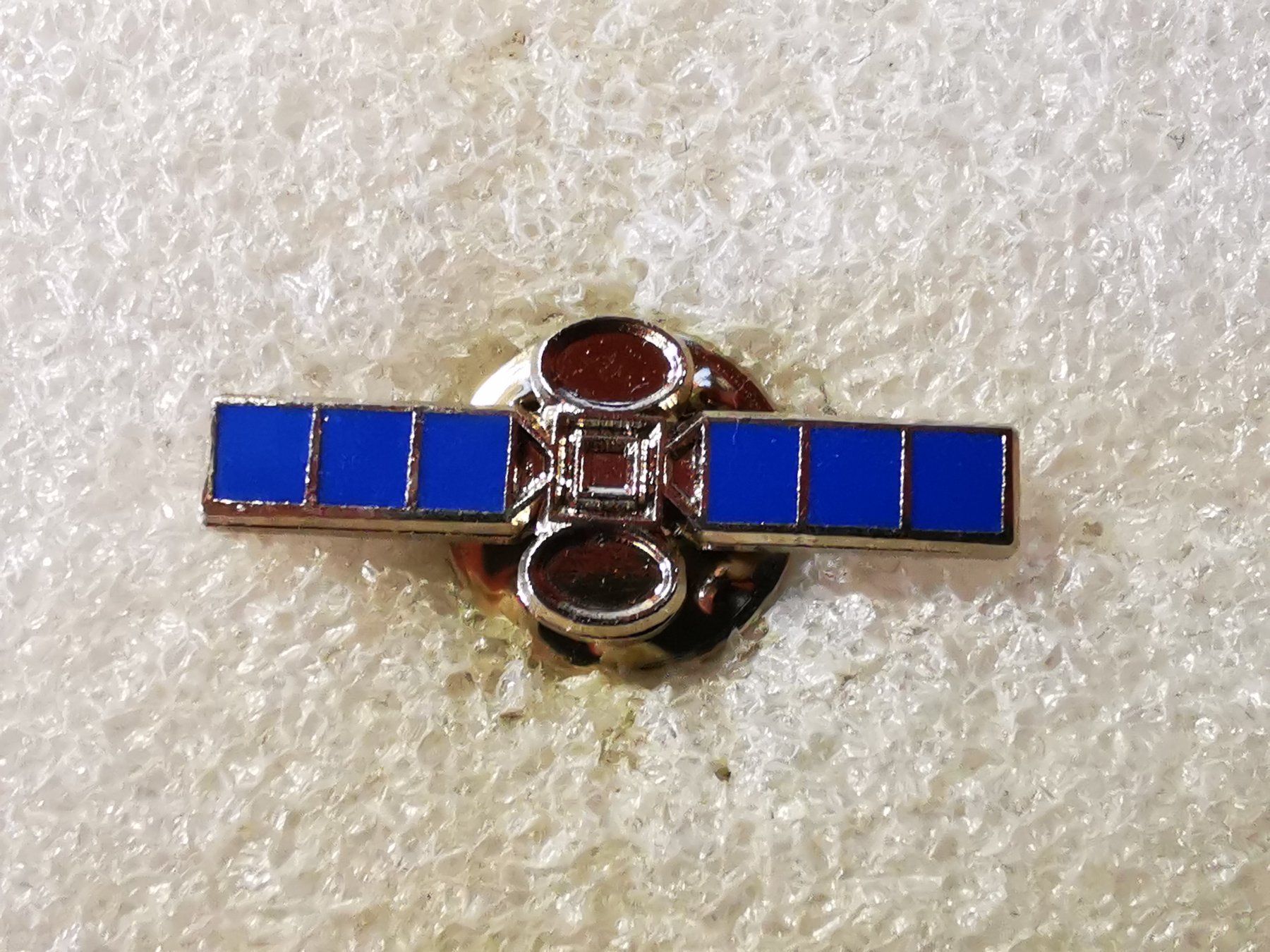Plaquettes & Badges: Ansteckpin 86: Satellit – D'occasion à Oppligen par Pin-Fall-Shop
