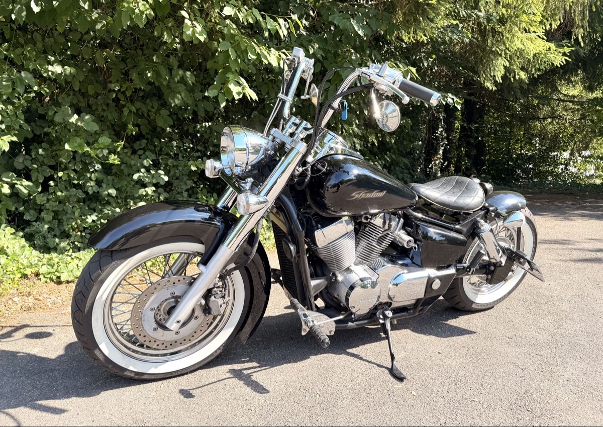 Honda Chopper: Honda Shadow VT750C Bobber Umbau – Usato da Eschenz venduto da Malex1