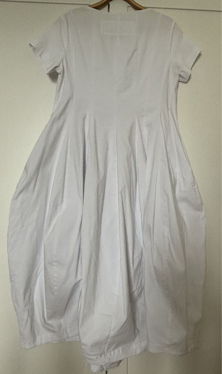Rundholz Kleider: Rundholz Black Label, Size S, White – Neu und originalverpackt aus Erlenbach ZH von verbena_mint 1