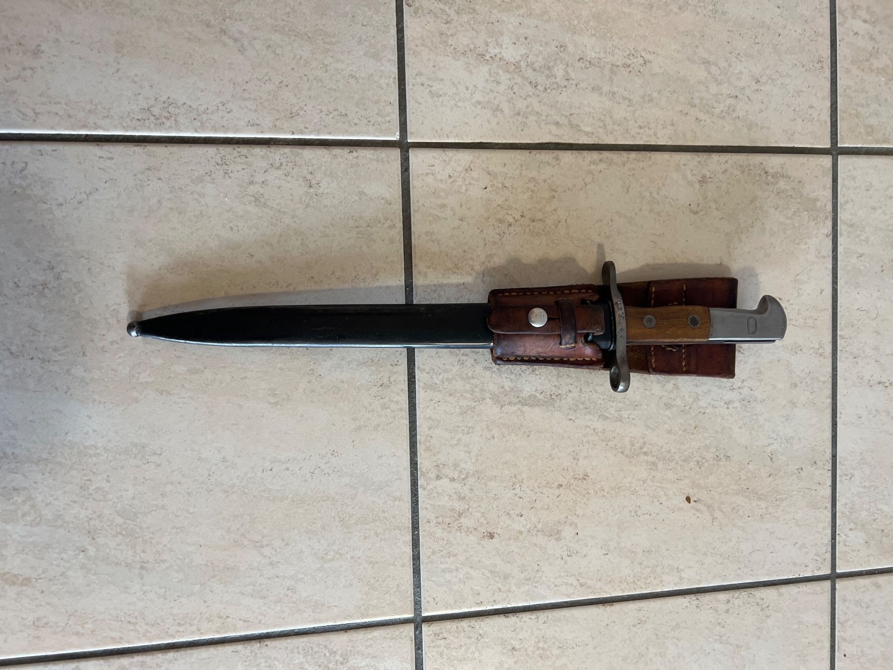 Schweizer Armee Ausrüstung & Ersatzteile: Bajonett mod.1918 – Gebraucht aus Ollon VD von