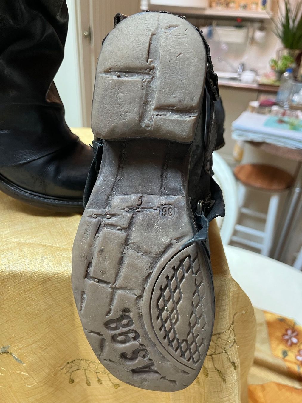 A.S.98 Chaussures femmes: Bottine biker en cuir – D'occasion à Sion par dol_v5bk 4