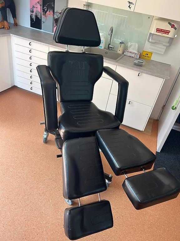 Kosmetik-& Massageliegen: TATSoul 370-S Client Tattoo Chair – Gebraucht aus Rümligen von Natasha2 3