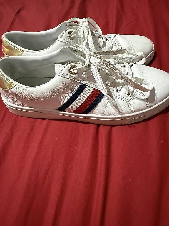 Scarpe da donna: Chaussure Tommy Hilfiger – Usato da Aigle venduto da Saracristiana 1