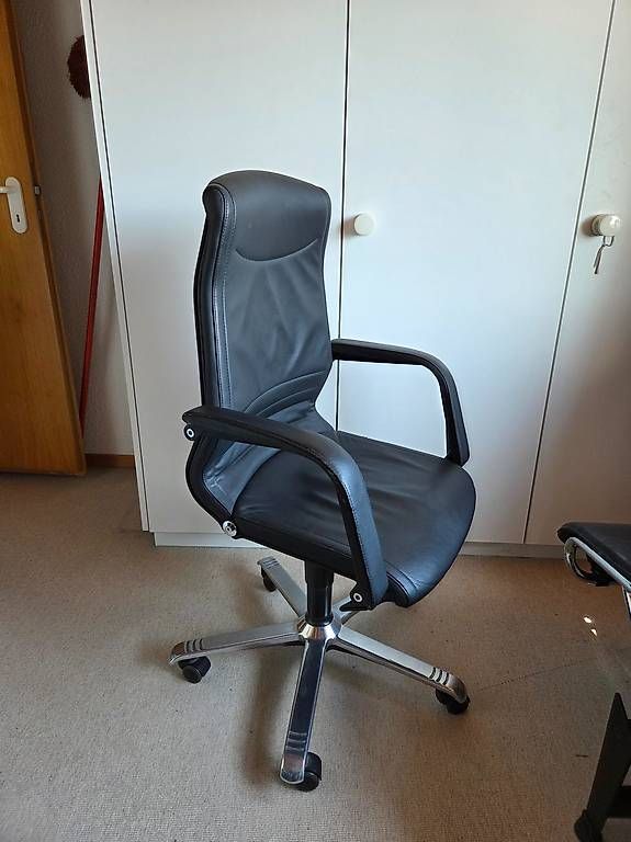 Stühle: Bürostuhl Girsberger Chefsessel – Gebraucht aus Jegenstorf von cla_d57p 1