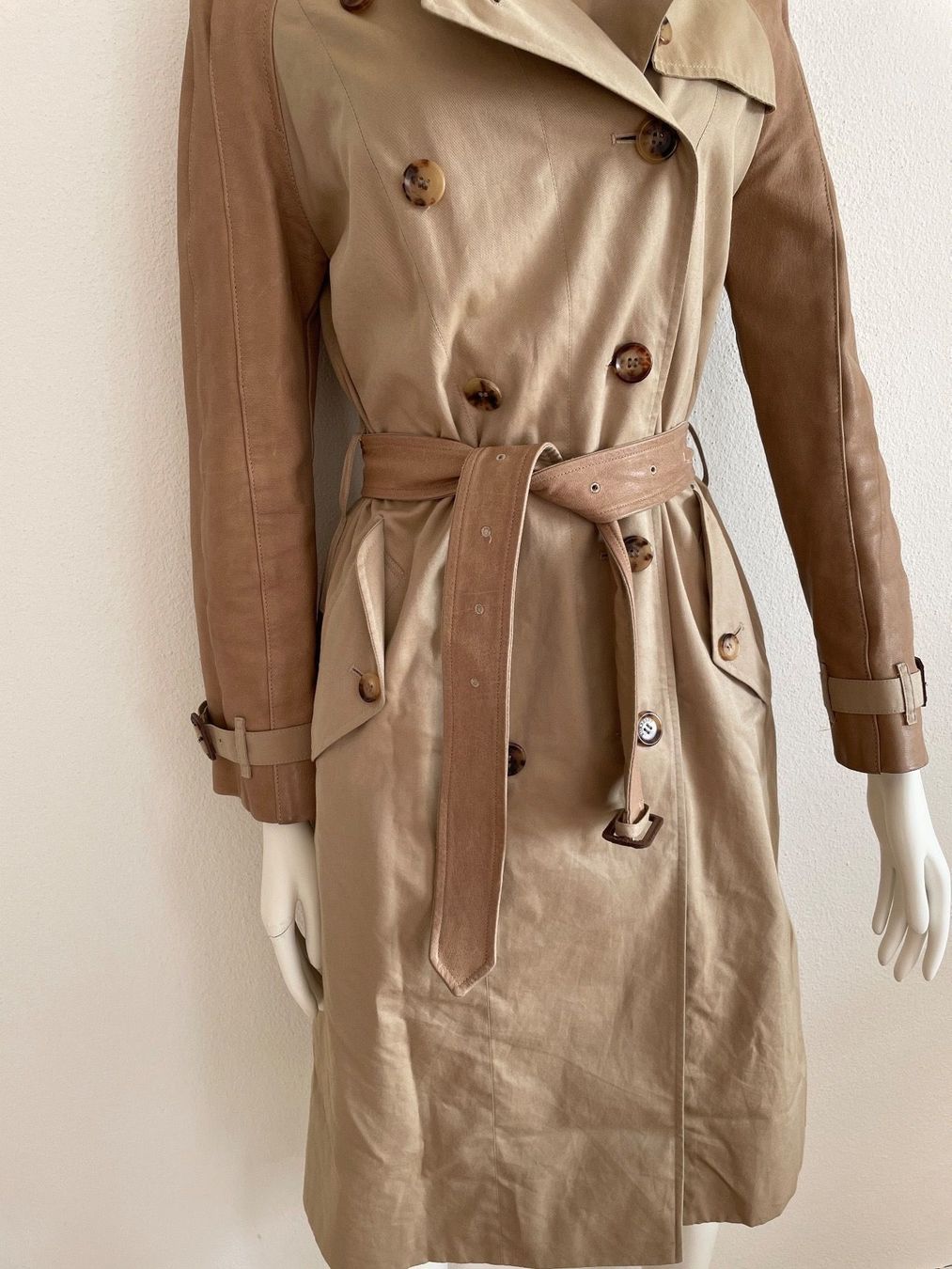 Burberry Cappotti: Burberry Trenchcoat – Usato da Winterthur venduto da 11.11 4