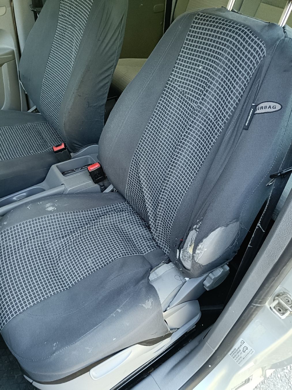 VW Veicoli commerciali: VW Caddy 1.9tdi. – Usato da Sihlbrugg venduto da Z...D 5