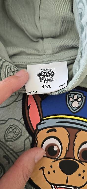 Pullover & Sweatshirts: Toller PawPatrol Pulli Gr. 104 – Gebraucht aus Boll von BernerIn_89 1