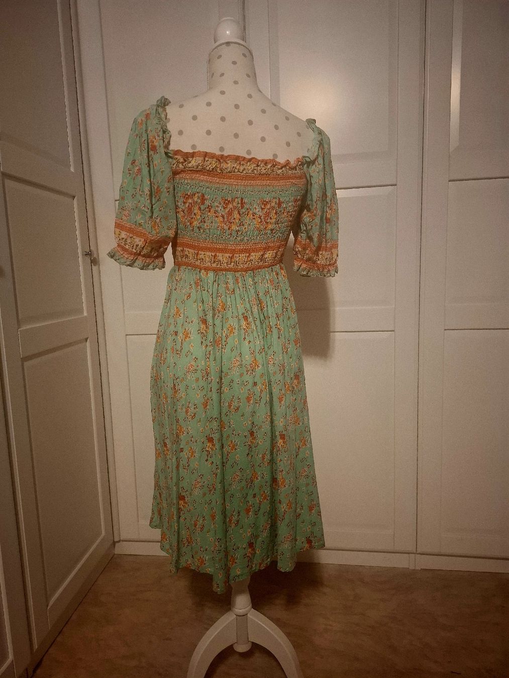 Vestiti: Sommerliches Midikleid mit Blumenmuster, Grösse M – Usato da Urtenen-Schönbühl venduto da wirbelwind010