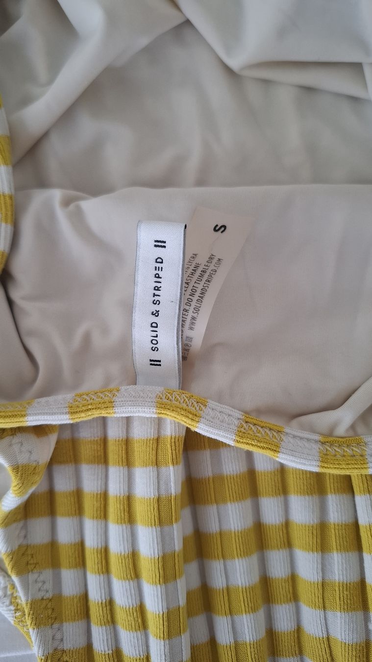 Badekleider & Bikinis: Solid & Striped Badeanzug, gelb/weiss, Grösse S, Top! – Gebraucht aus Münchenstein von sabrinchen02 2