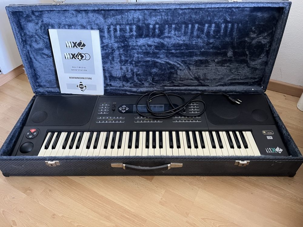 Pianola elettrica con valigia e piede (Gebraucht) in Nussbaumen AG für ...