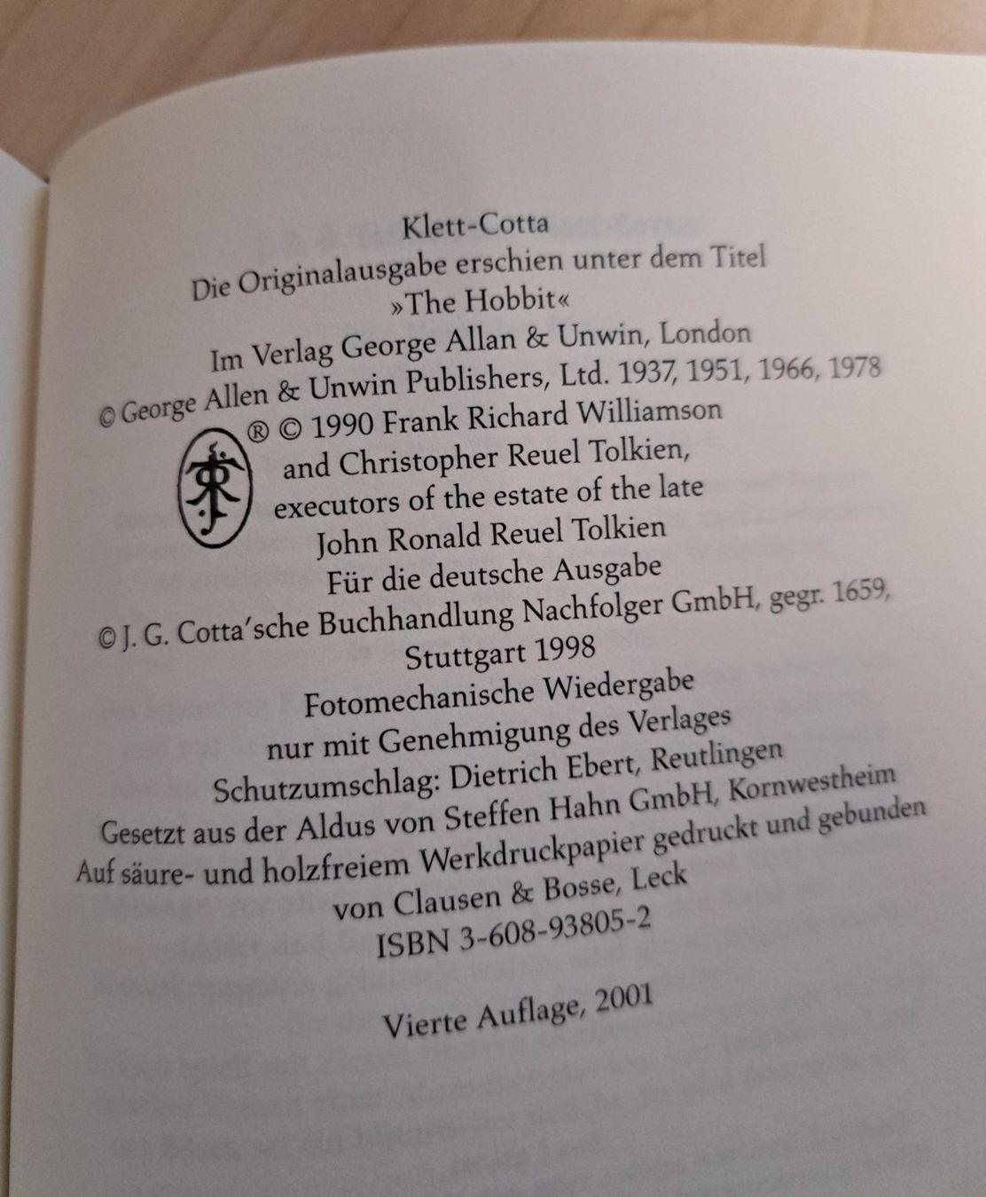 Libri: Der Hobbit: Oder Hin und zurück  J.R.R. Tolkien – Usato da Basel venduto da Patiscat 1