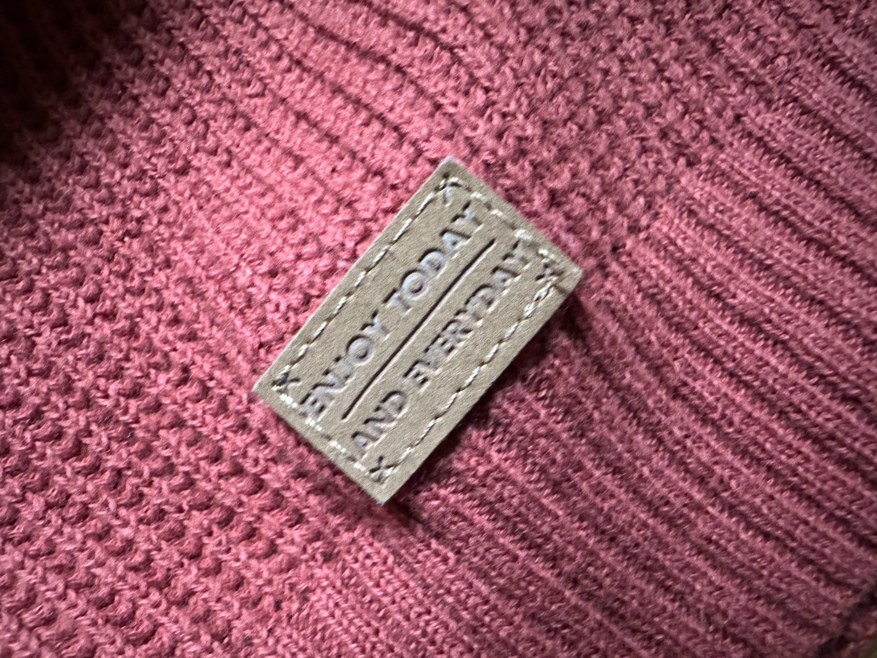 Zara Altro abbigliamento per bambina: Zara & Galeries Lafayette ensemble bonnet et écharpe – Usato da Lausanne venduto da brixton 1