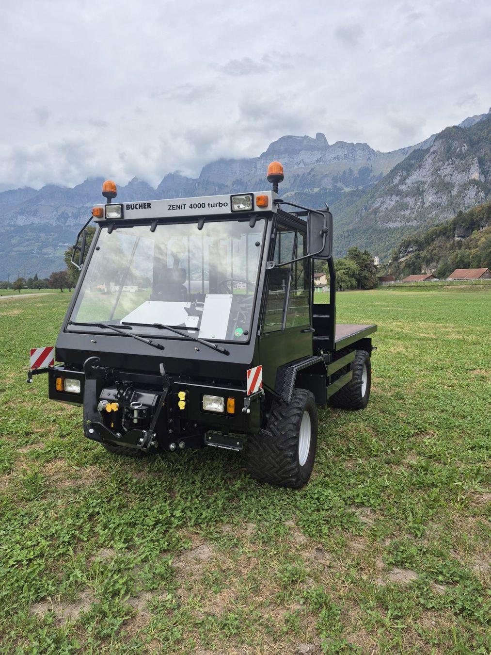 Bucher Tracteurs: Bucher Zenit 4000K Turbo – D'occasion à Flums par BartholetFlumsAG