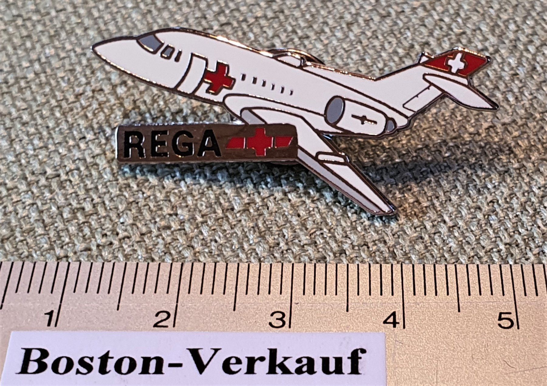 Spille & Fermagli: B015 - Pin Flugzeug  REGA Jet - je 2.- – Usato da Reinach BL venduto da Boston-Verkauf 4