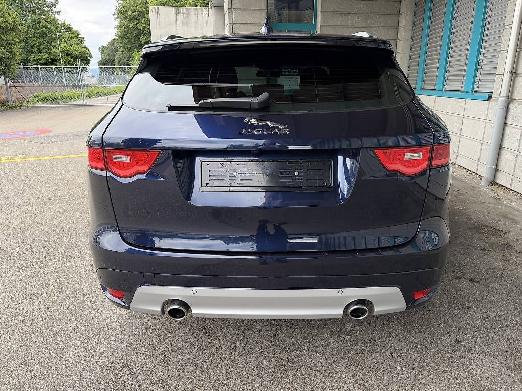 Automobili: Jaguar F- Pace 3.0 R Sport – Usato da Wollerau venduto da rio81 3