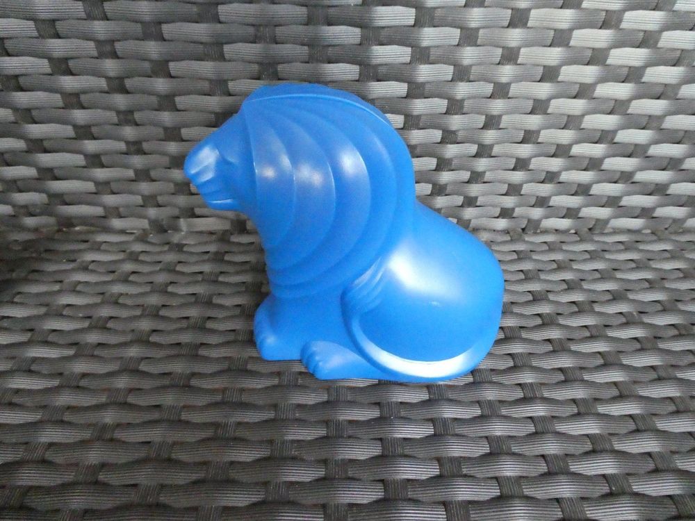 Löwen-Spardose Aus Kunstharz – Süße Spardose Für Kinder, Mit Drehverschluss, Ca. 13x12x17 Cm