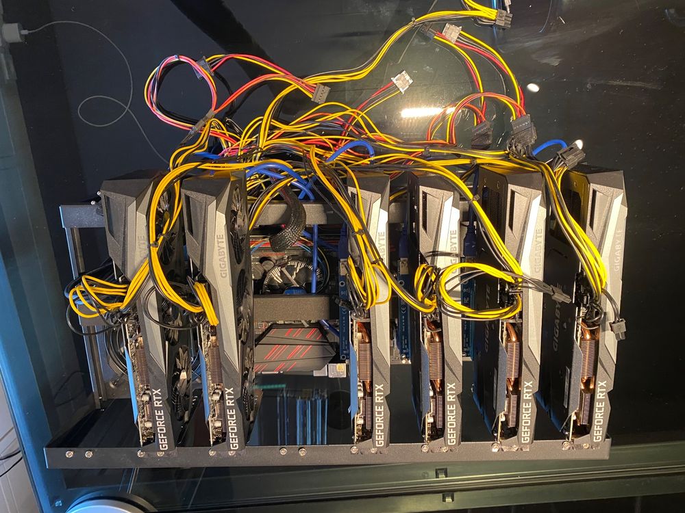 Coin Miner: Mining Rig – Usato da Dielsdorf venduto da Anthony111