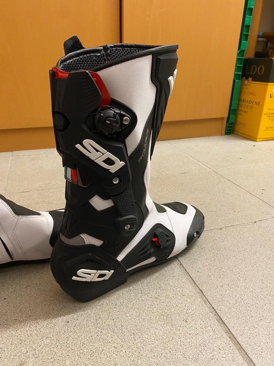Completi: Motorrad Rennkombi + Stiefel + Handschuhe – Usato da Erstfeld venduto da sam_zp2s 7