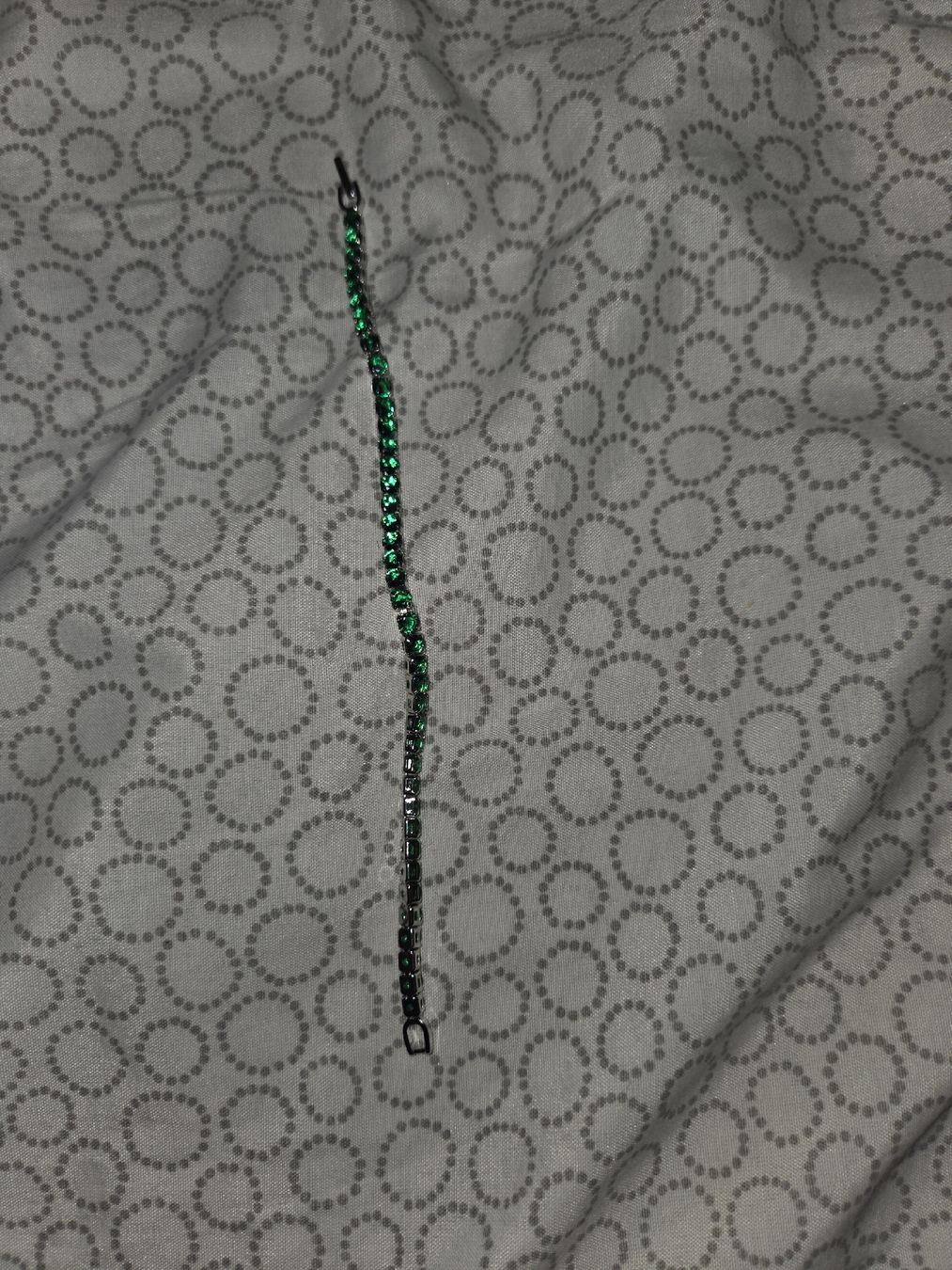 Bracciali & Braccialetti: Armband mit grüne steine – Nuovo (secondo la descrizione) da Schlieren venduto da adr_8dnq 1