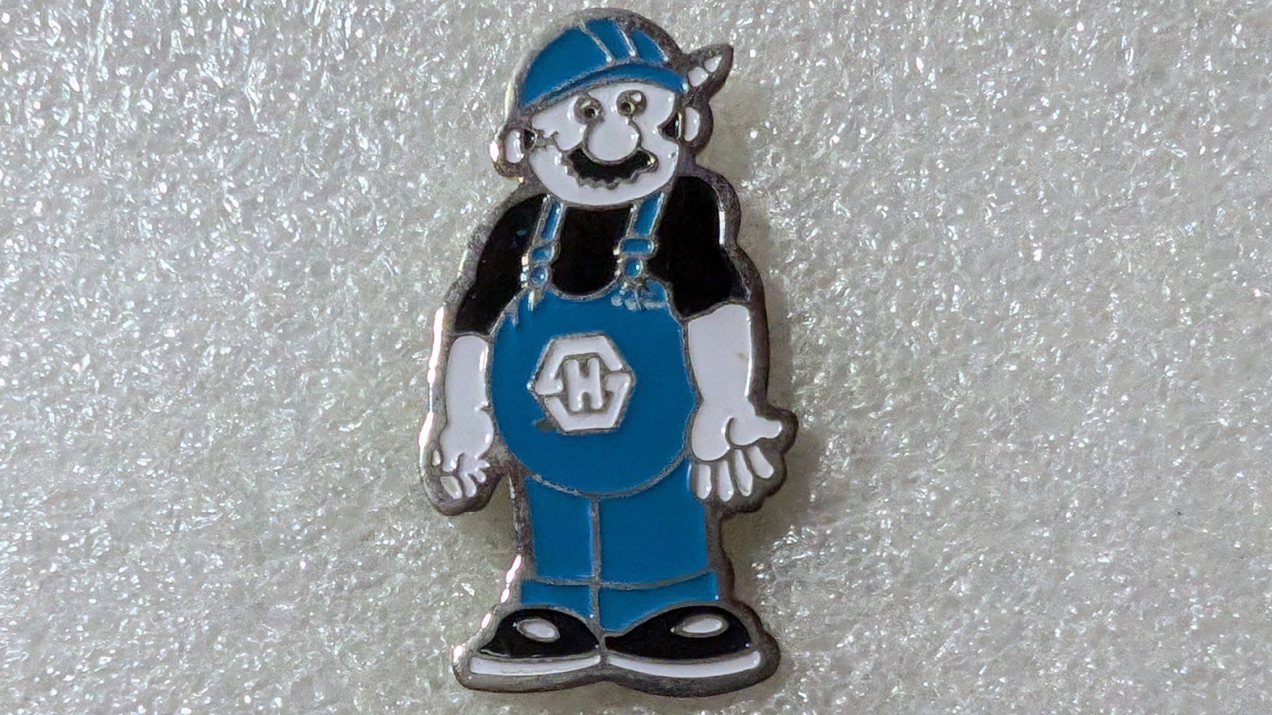 Placchette & Badge: Ansteckpin 211: – Usato da Oppligen venduto da Pin-Fall-Shop