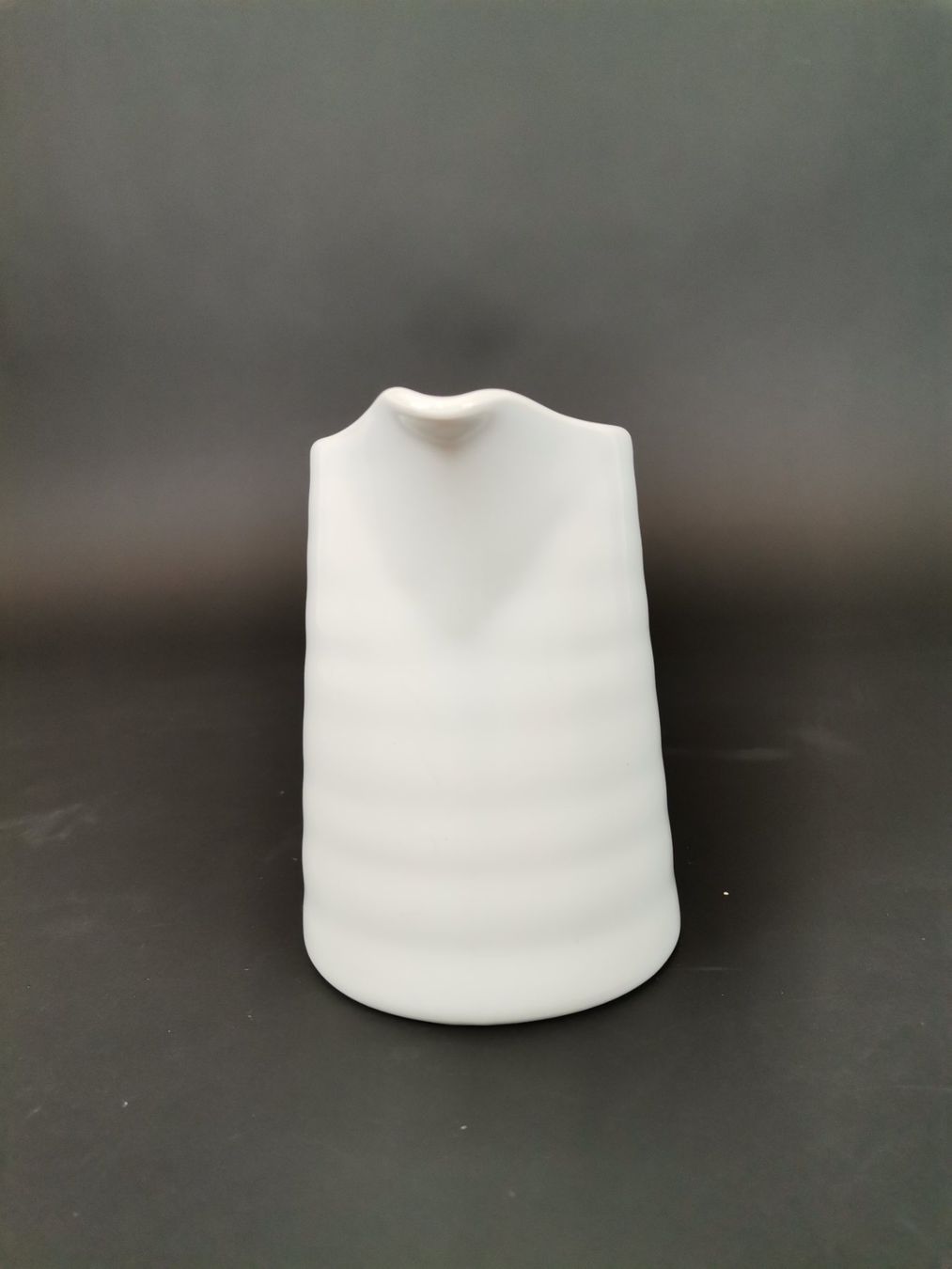 Ikea Caraffe: IKEA weisses Milchkännchen ca. 0.4 l – Usato da Schaffhausen venduto da Restwert_SH 1