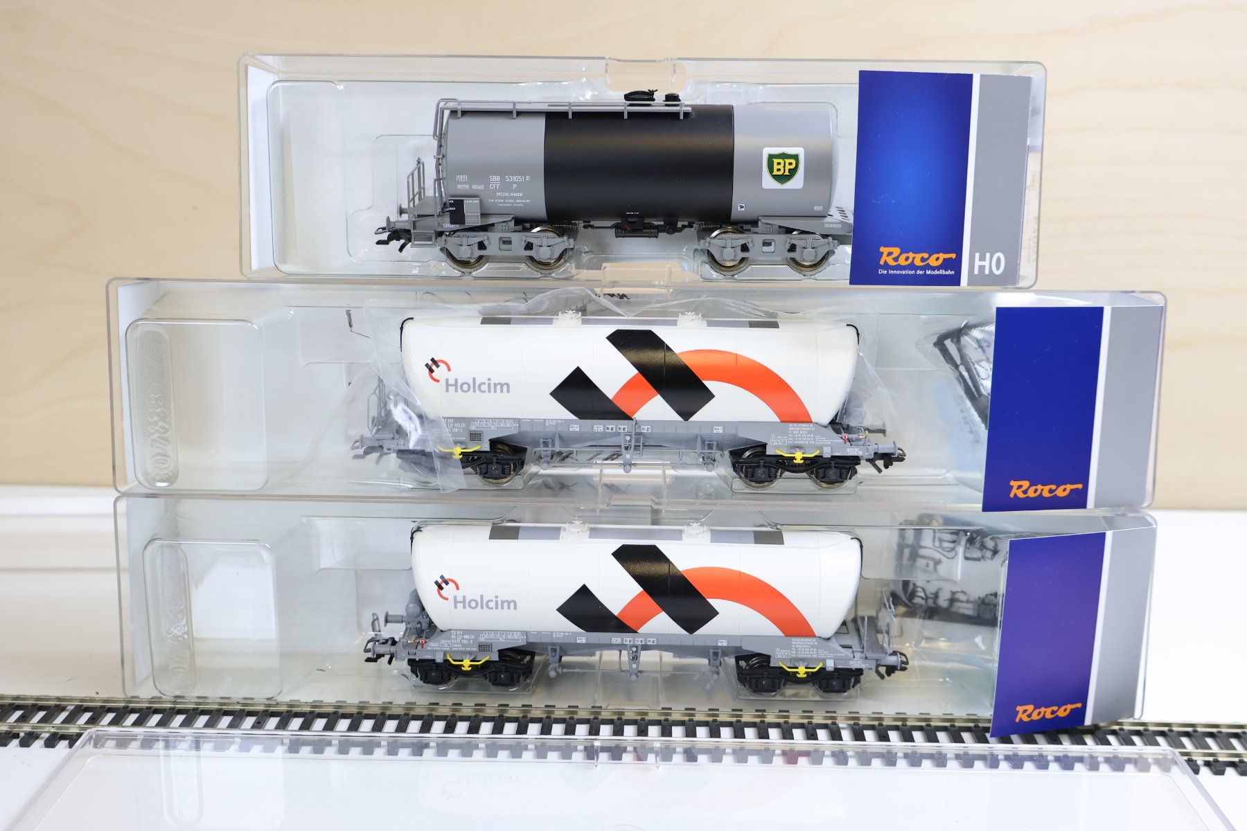 ROCO SBB Holcim Silowagen Set - 76146/76824 H0 (Gebraucht) in ...