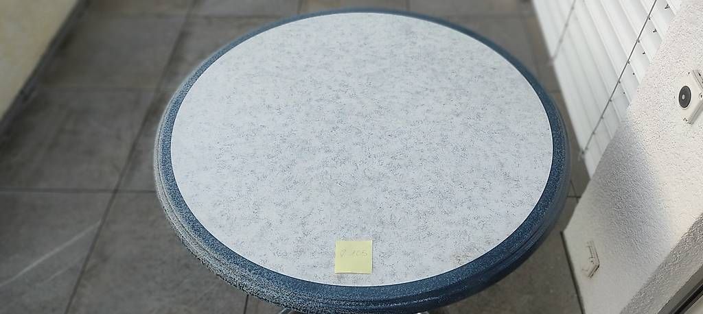 Set di tavolo e panche: Gartentisch – Usato da Root venduto da pan9