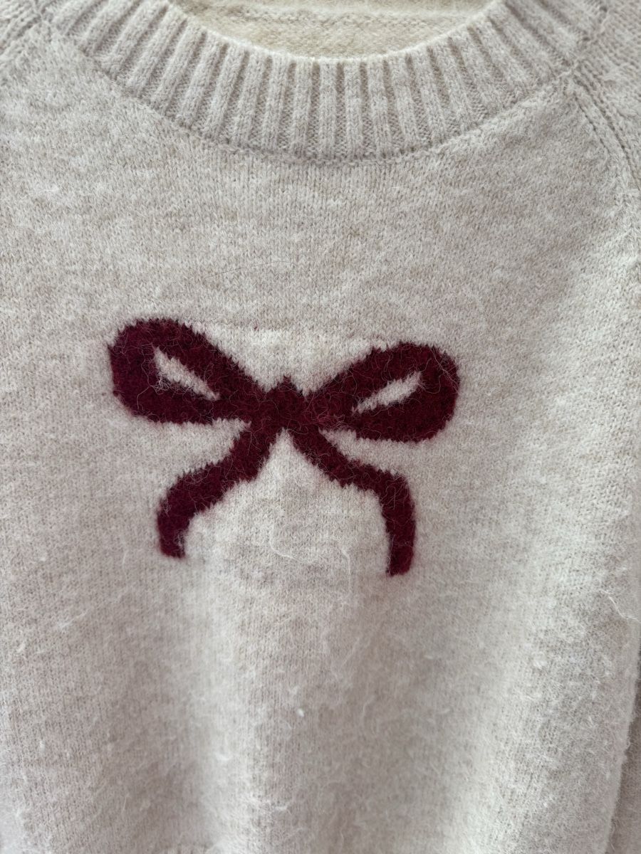 Pullover & Sweatshirts: Cremefarbener Strickpullover mit Bordeaux-Schleife – Gr. S  – Gebraucht aus Zürich von di_archive 3