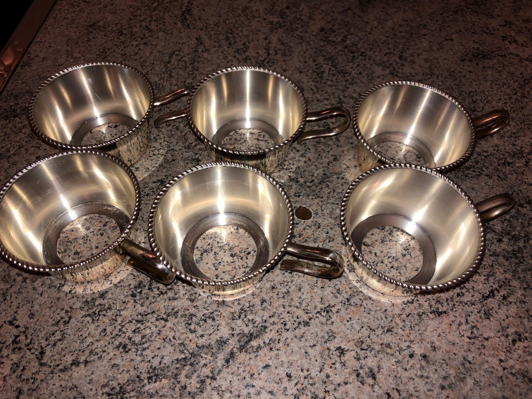 Set di piatti: GLAS TEESERVICE MIT TABLETT – Usato da Basel venduto da ros_gw5v 2
