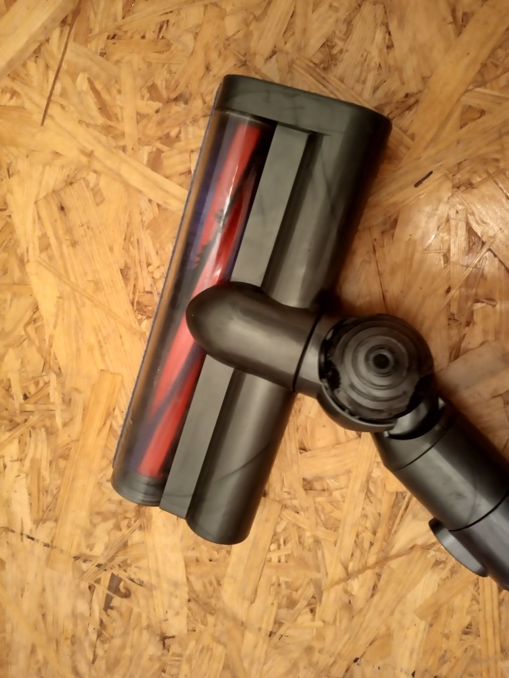 Dyson Aspirapolveri & Accessori: Handstaubsauger Dyson DC62 – Usato da Prez-vers-Siviriez venduto da Monija70 3