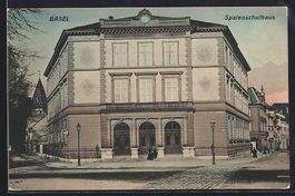Basel, Spalenschulhaus, Eckfassade mit E