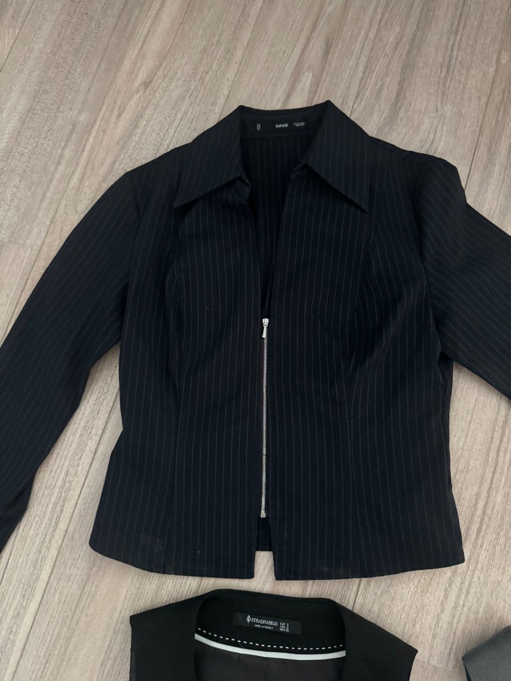 Kleiderpakete: 5 Stk. Damen Set Gr. XS – Gebraucht aus Bonstetten von VCLS 2