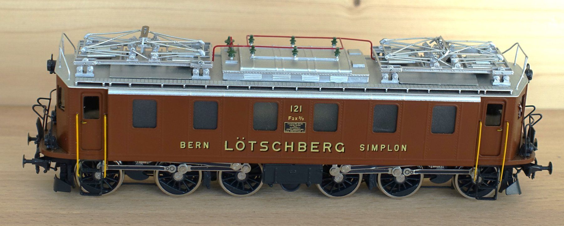 Fulgurex Modellini di ferrovie: BLS Ce 6/6 121. Fulgurex. DC analog. – Nuovo (secondo la descrizione) da Horw venduto da SwissSteamMemories 1