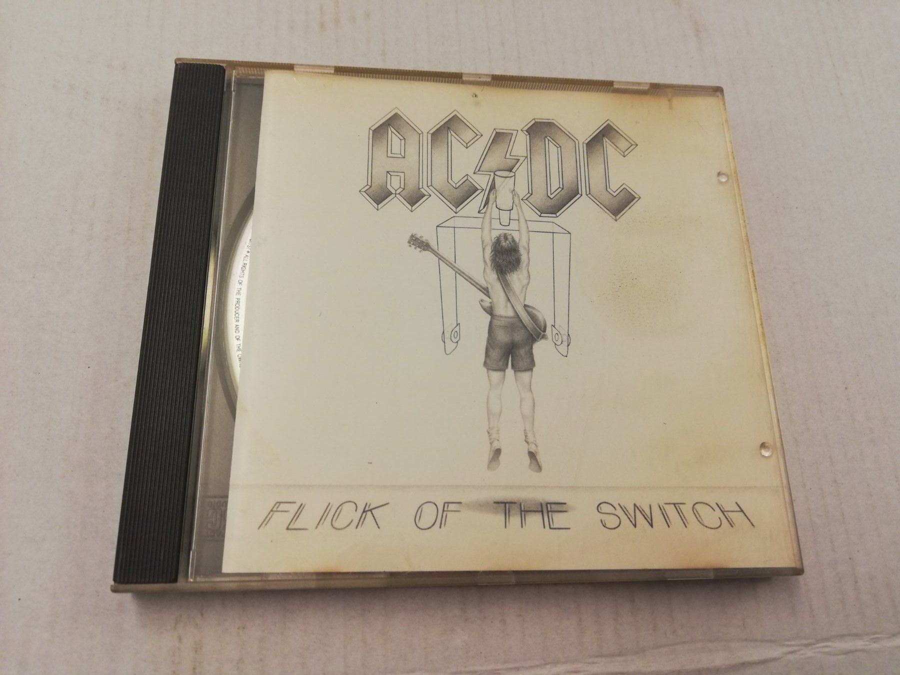 CD: AC/DC - FLICK OF THE SWITCH – Usato da Bern venduto da Vinylsound.ch