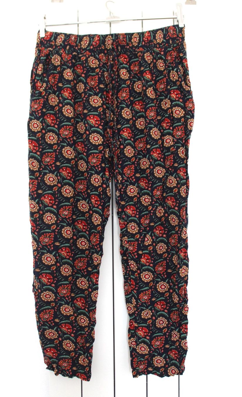 Hosen: Sommerhose 3/4 Länge . M/ L – Gebraucht aus Locarno von madame-tus-sauds