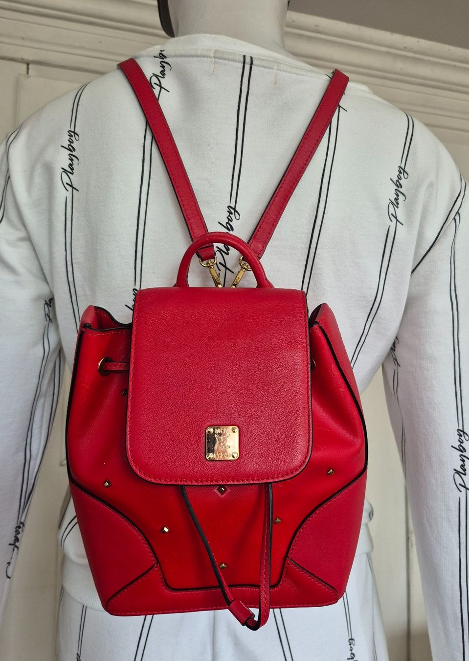 Mcm Zaini: MCM Rucksack, mit Nieten – Usato da Dottikon venduto da Pega7 2