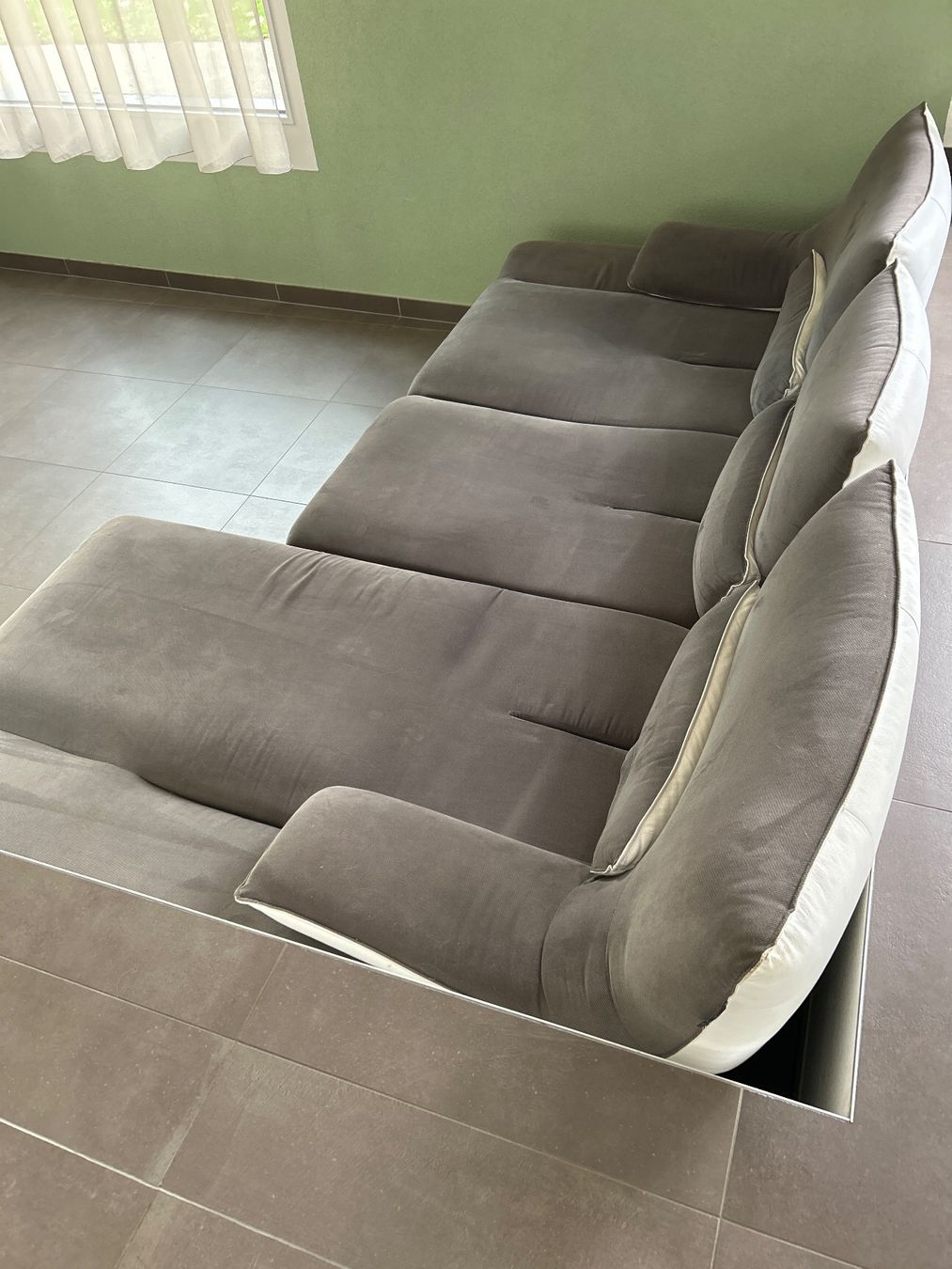 Divani: Canapé Château D’Ax – Usato da Conthey venduto da Sebillon 4