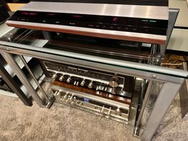 HiFi-Rack aus Aluminium, Tempered Glass. 3 Ebenen