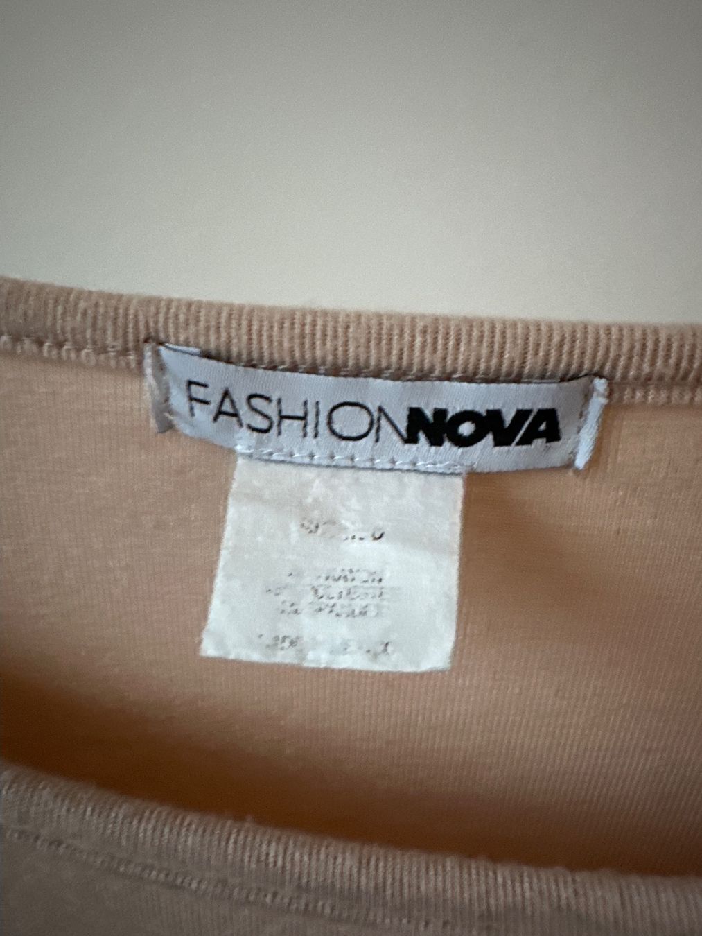 Tops: Crop top long sleeve Fashion Nova – Gebraucht aus Biel/Bienne von TanyaM02 6