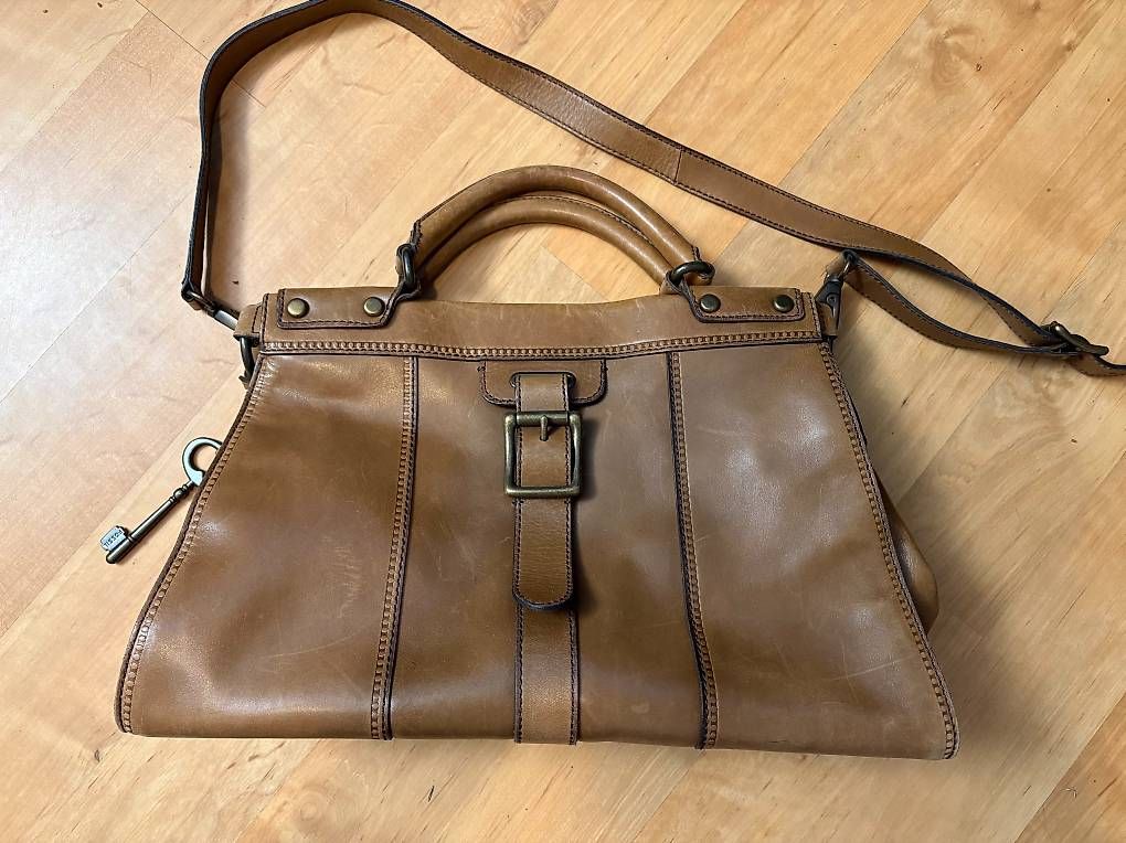 Fossil Borse da donna: Hellbraune Handtasche Fossil – Usato da Willisau venduto da ani_gtk8
