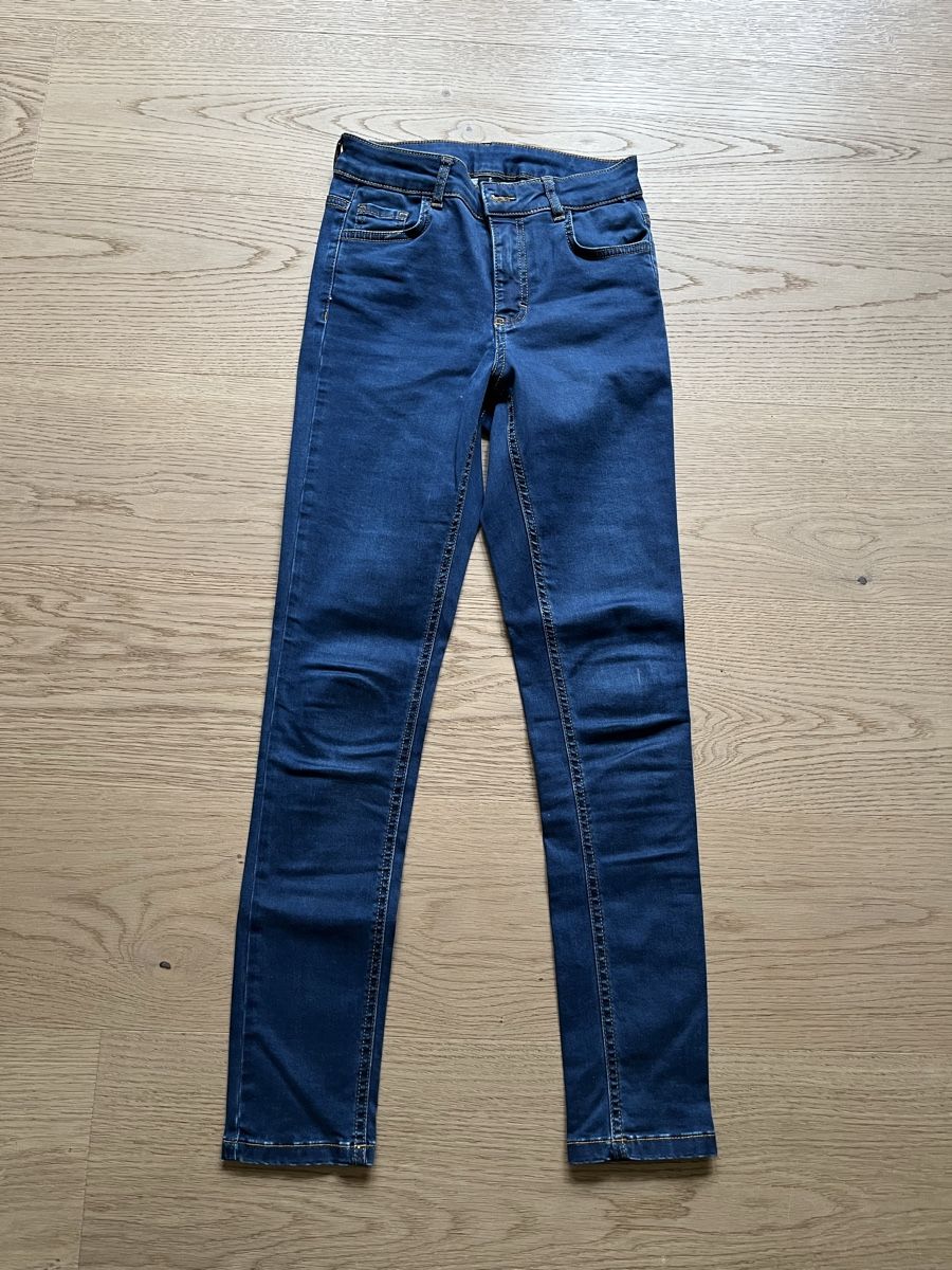 Calzedonia Jeans: Jeans leggings Calzedonia – D'occasion à Zürich par carlot_2023