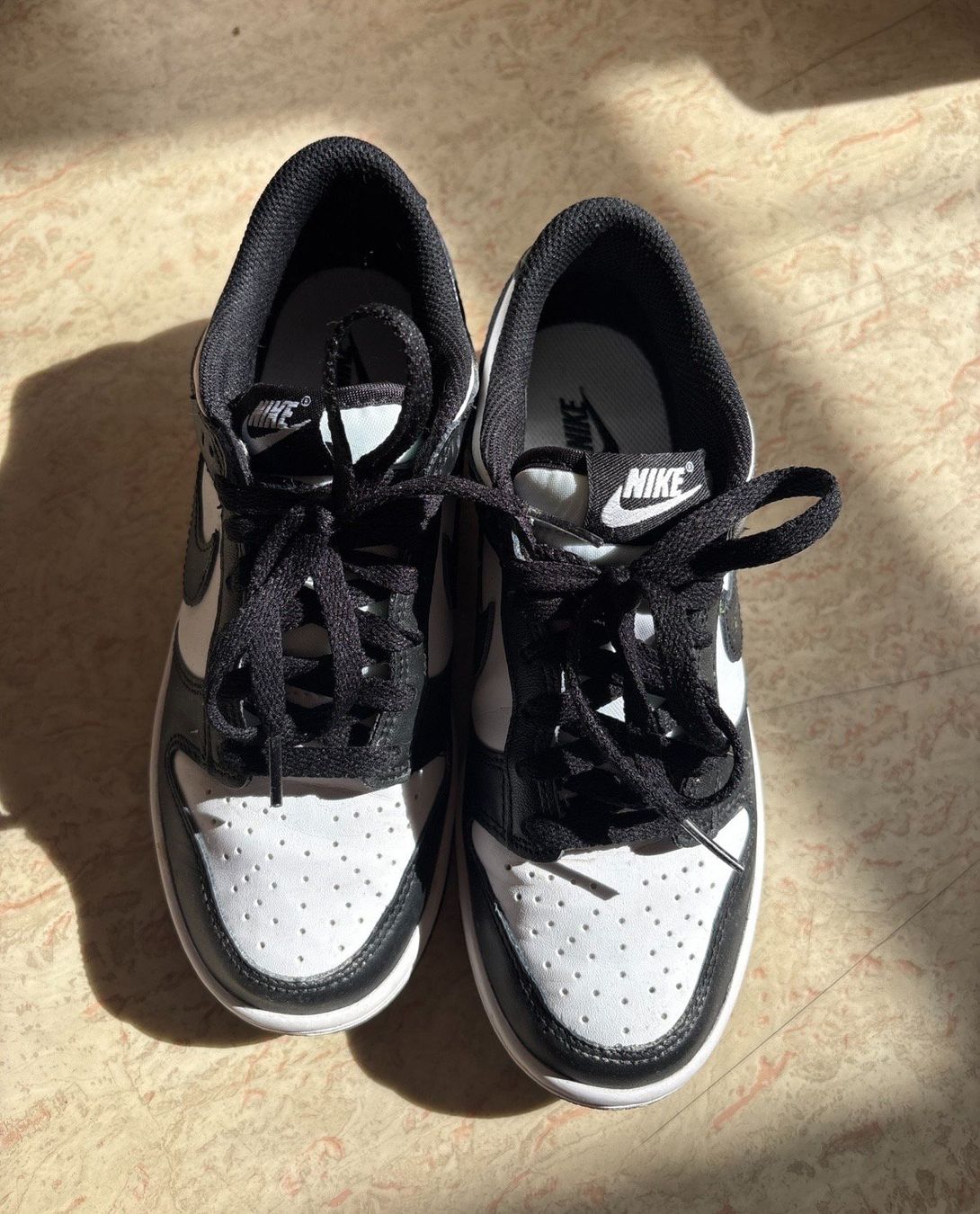 Nike Scarpe da donna: Nike Dunk Low noir et blanc, taille 38 – Usato da Grimisuat venduto da nAth.- 1